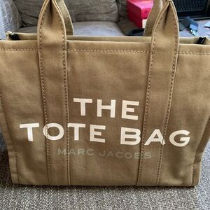 Marc Jacobs The Tote